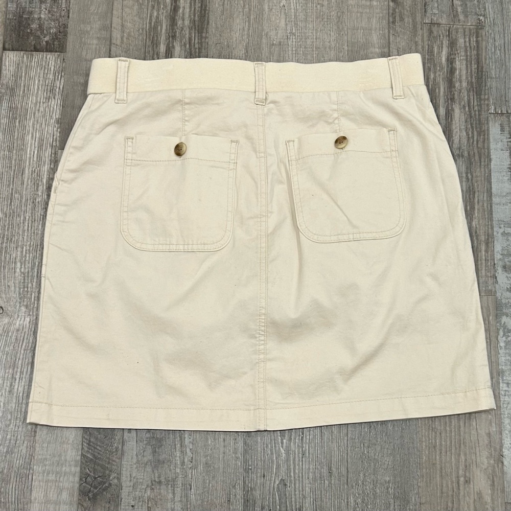 Lee Skort - Picture 3 of 4
